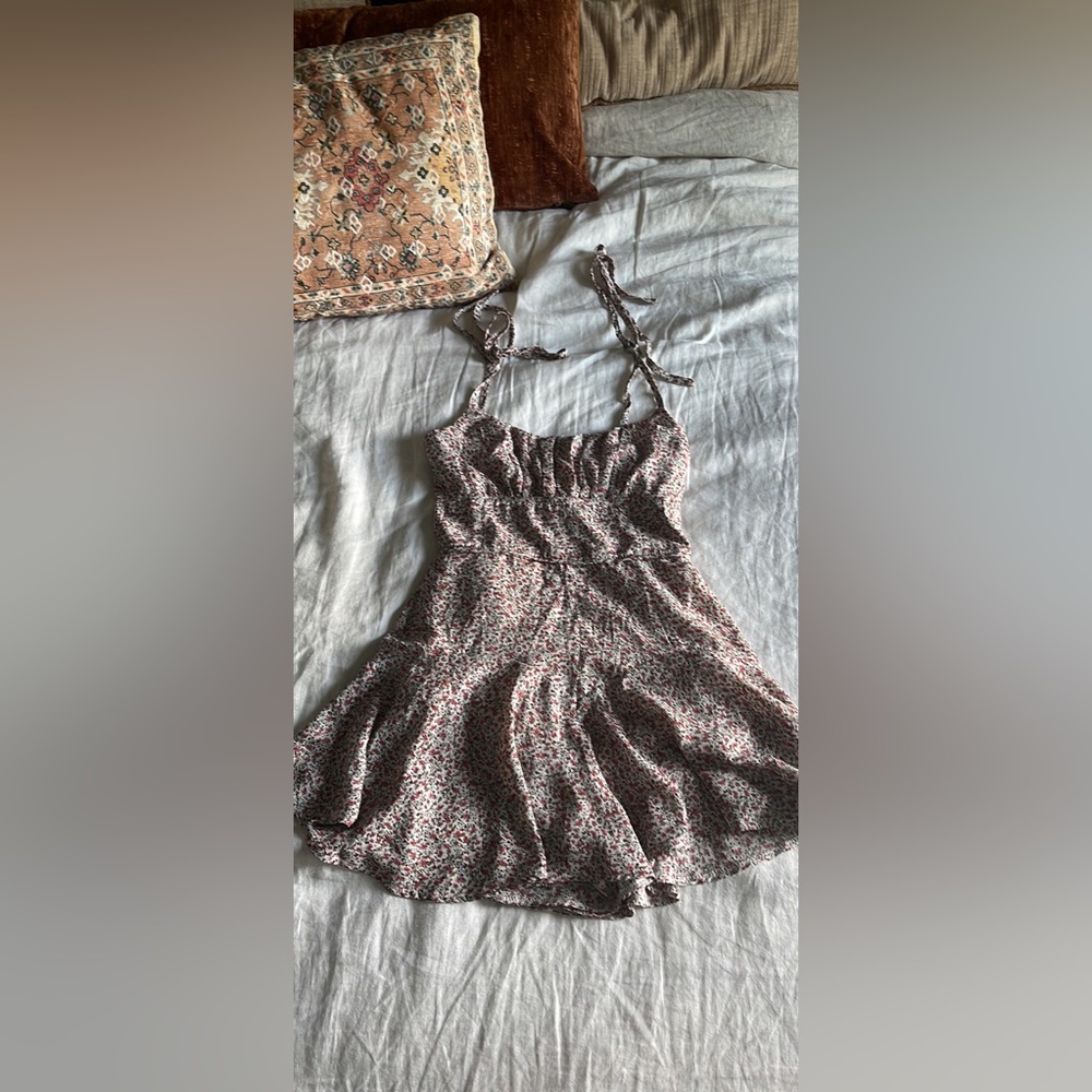 PRINCESS POLLY FLORAL ROMPER